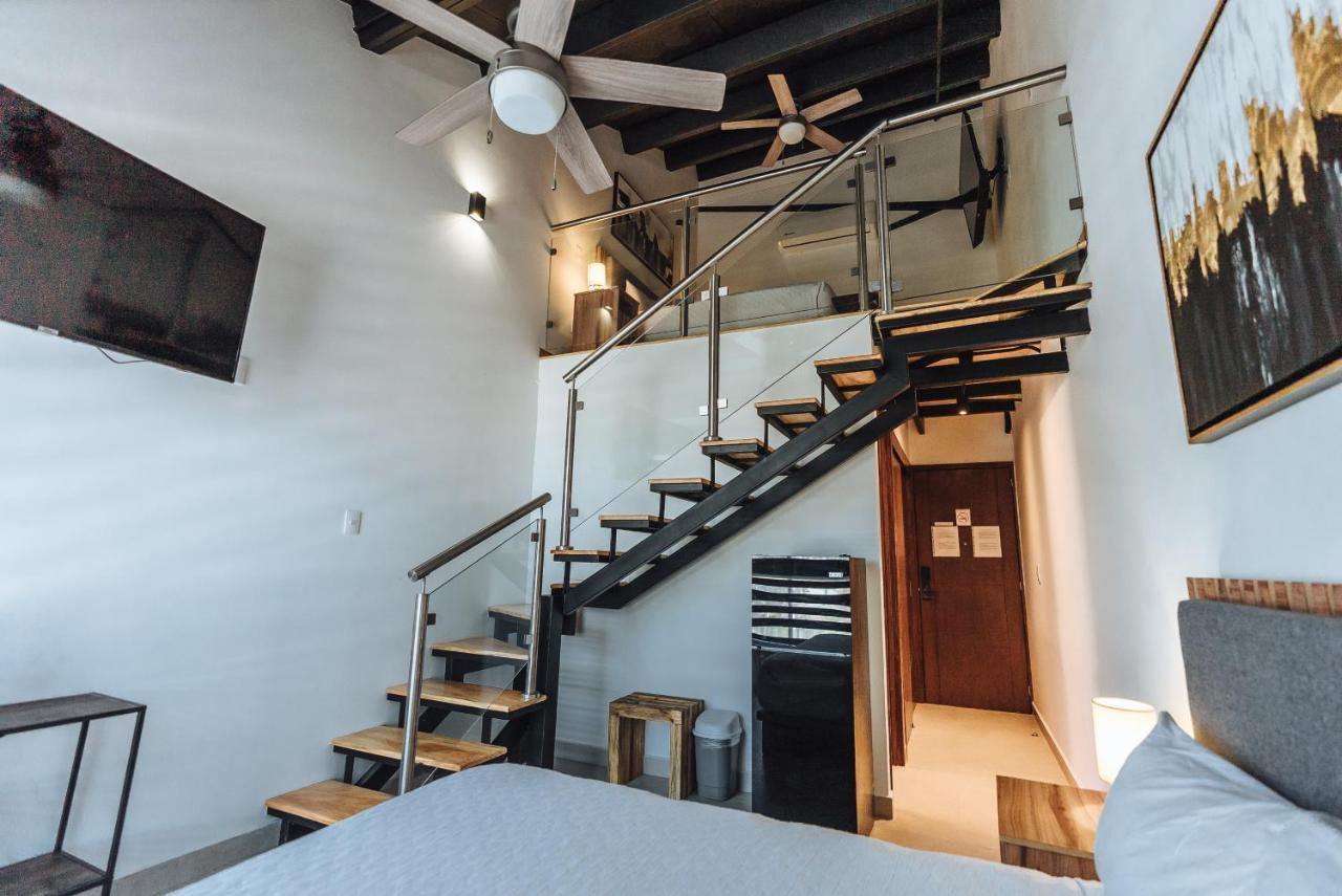 Loft Hotel Malecon Vallarta 巴亞爾塔港 外观 照片