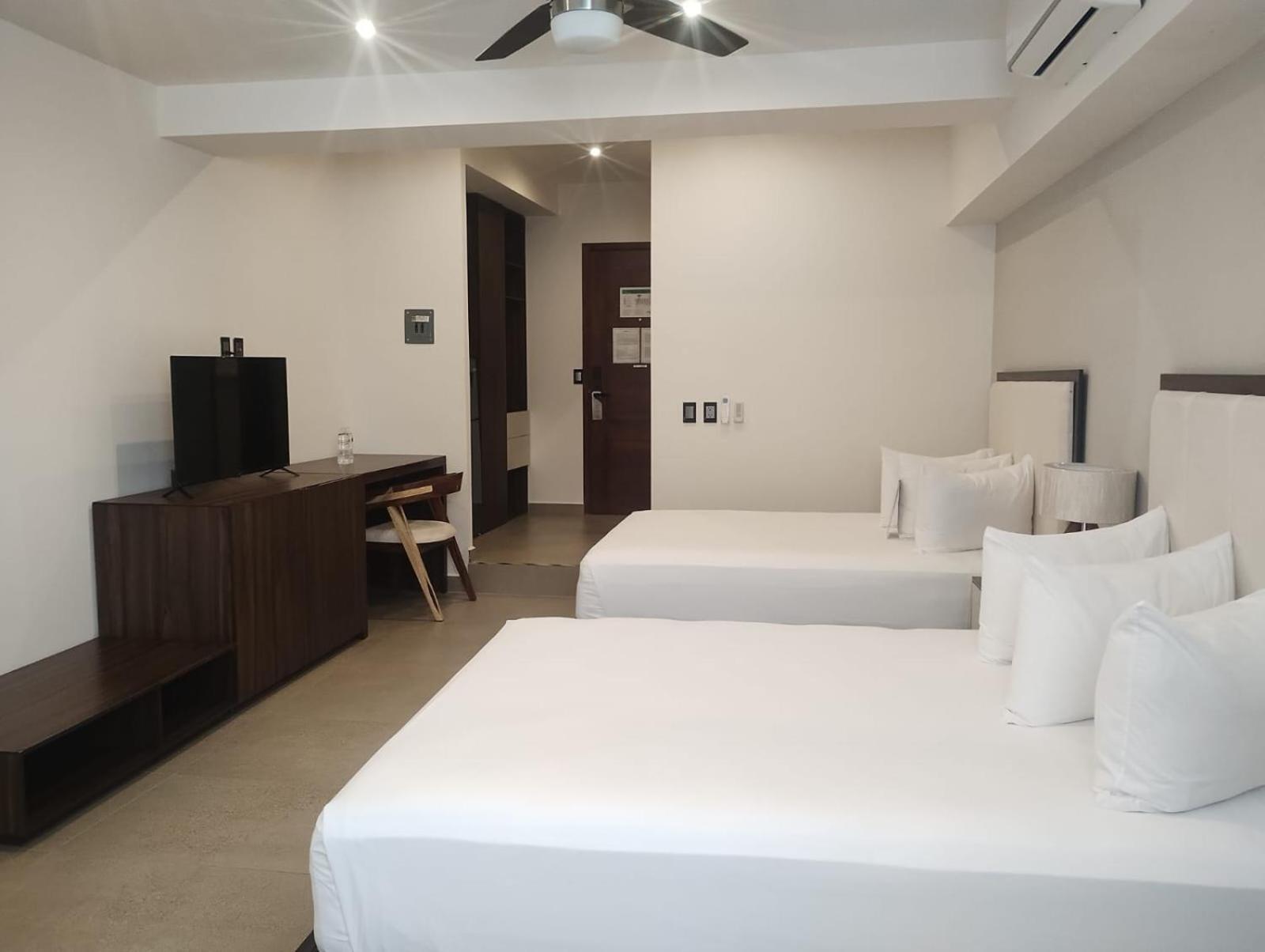 Loft Hotel Malecon Vallarta 巴亞爾塔港 外观 照片